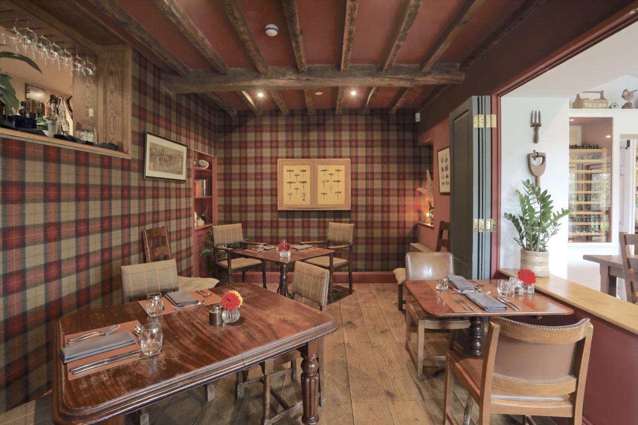 The Feathered Nest Inn Westcote Экстерьер фото