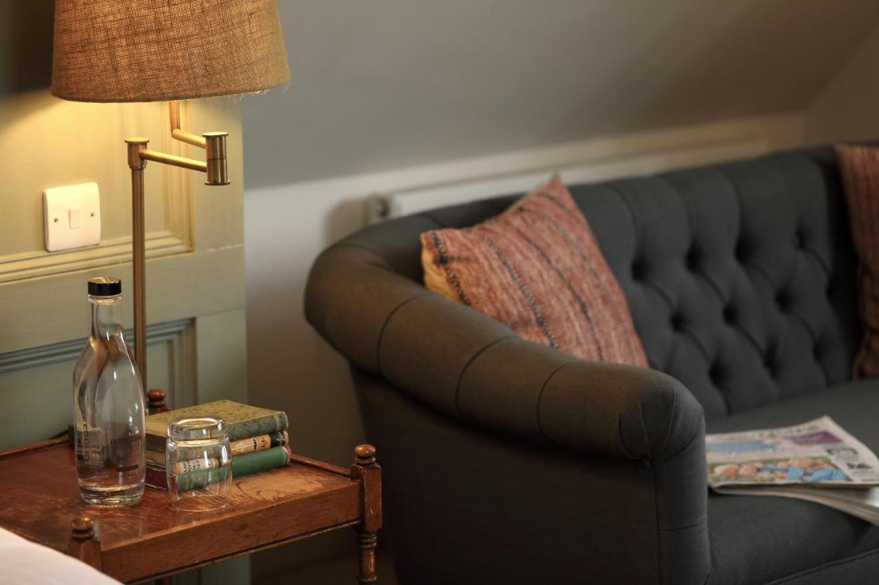 The Feathered Nest Inn Westcote Экстерьер фото